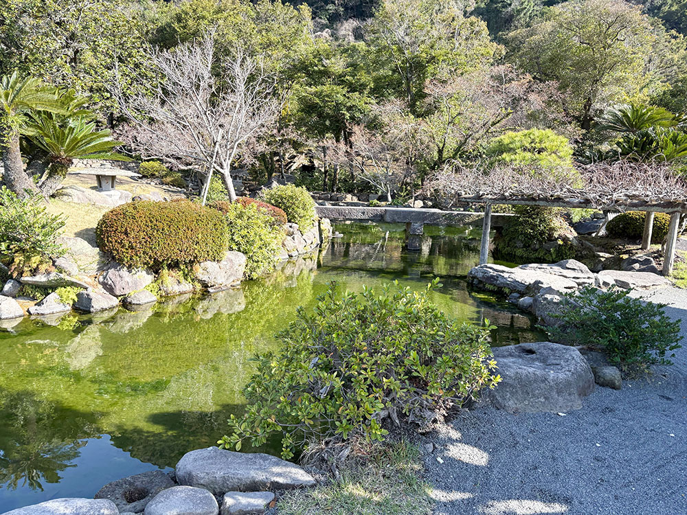 仙厳園