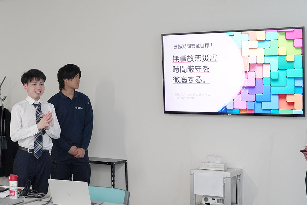 2025年新人研修全体オリエンテーションの様子