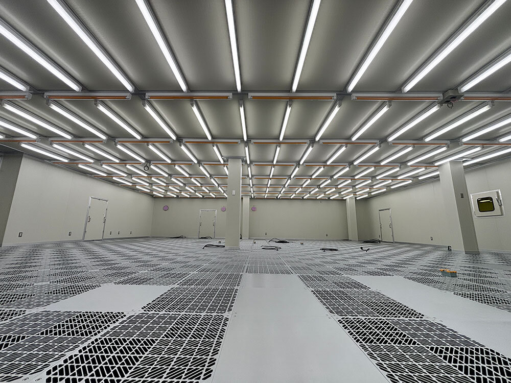 クリーンルーム施工後(高清浄度クラス100)