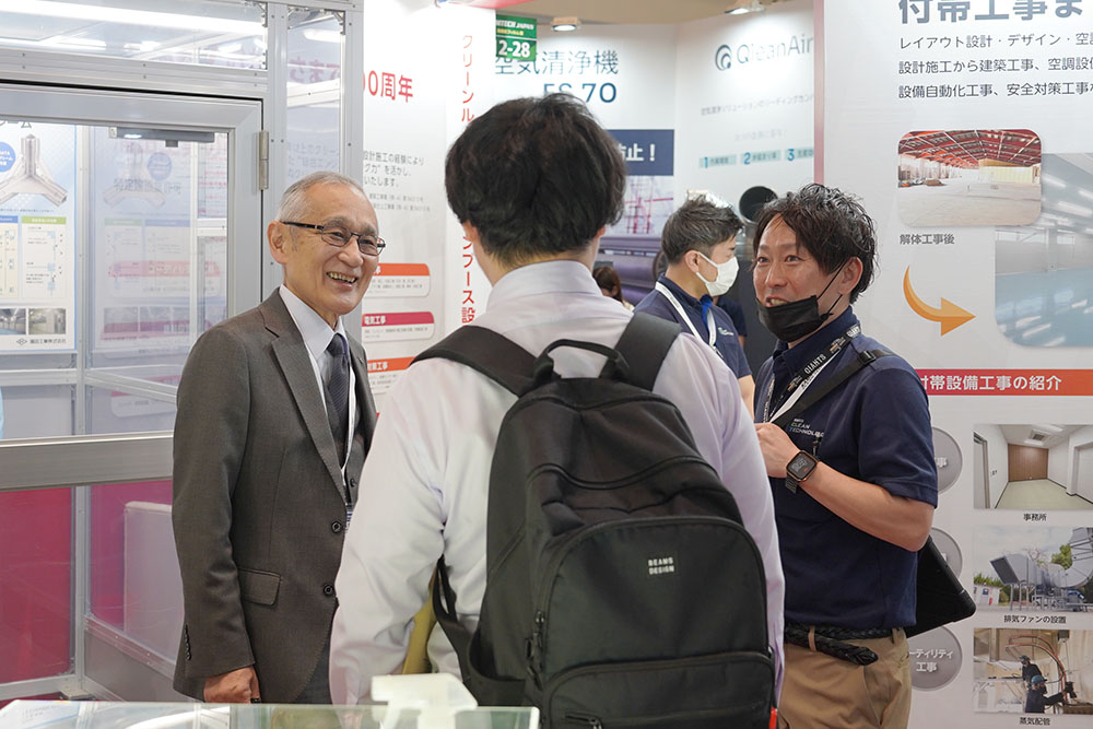 第13回 高機能フィルム展 大阪（FILMTECH JAPAN）商談の様子