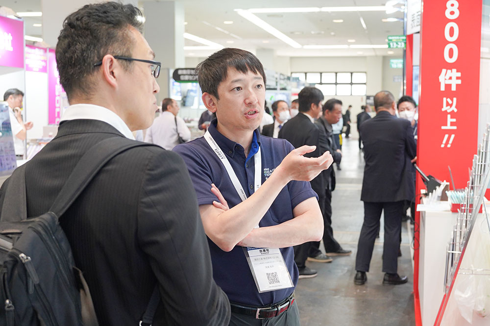 第13回 高機能フィルム展 大阪（FILMTECH JAPAN）商談の様子