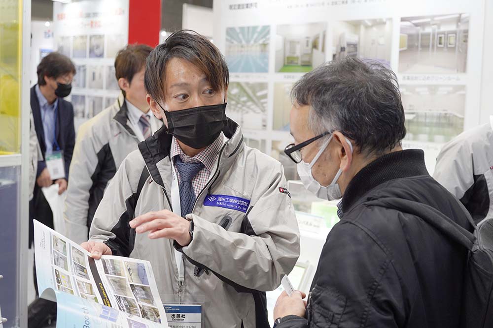 第11回 インターフェックスWeek 大阪商談の様子