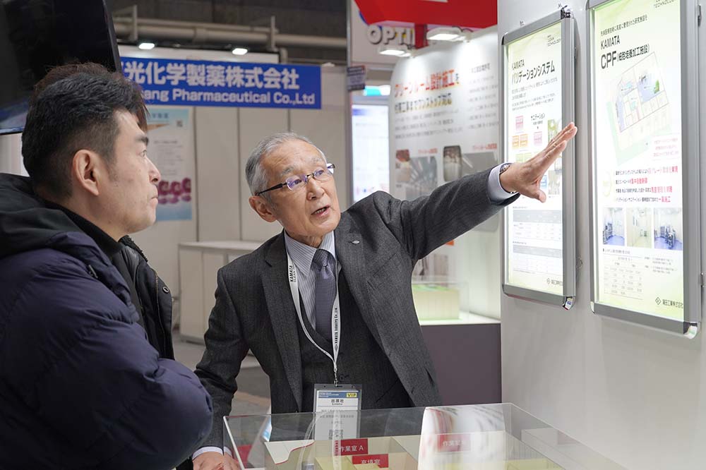 第11回 インターフェックスWeek 大阪商談の様子