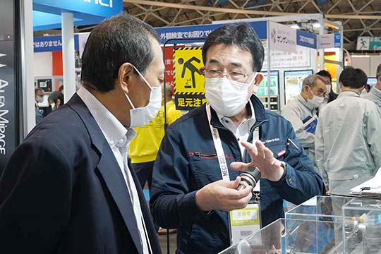 MECT2021（メカトロテックジャパン2021）商談の様子