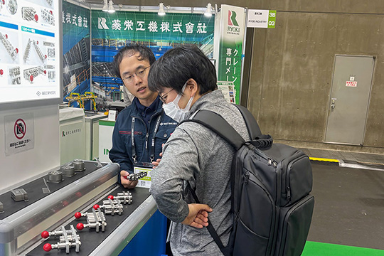 MECT2025（メカトロテックジャパン2025）商談の様子